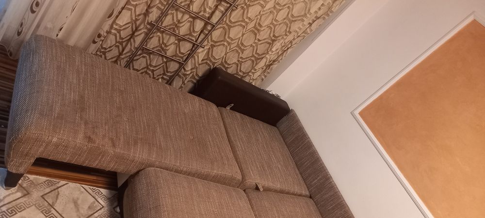 Vând coltar extensibil