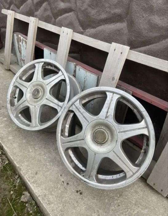 Продается диски в хорошем состояние