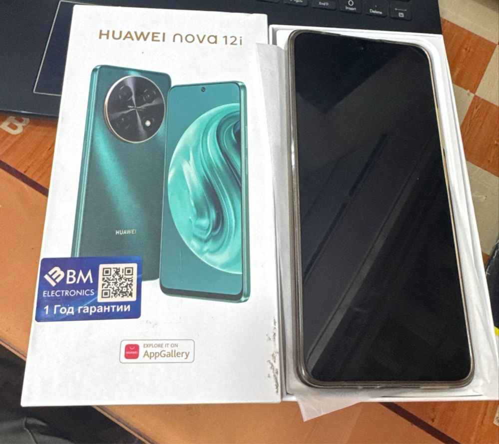 Huawei nova 12 i sotiladi
