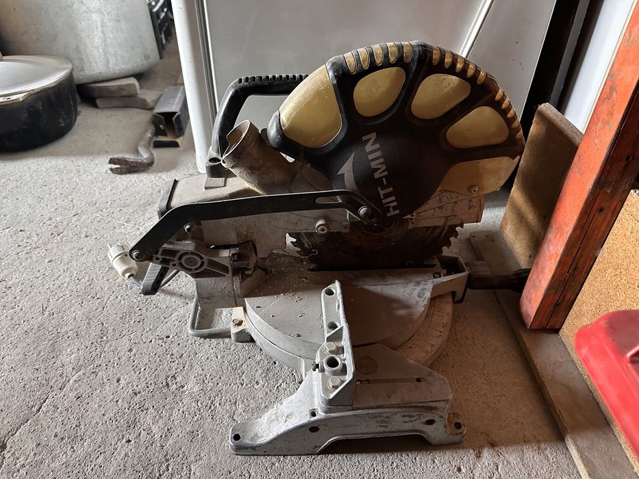 Пила торцовочная HIT-MIN