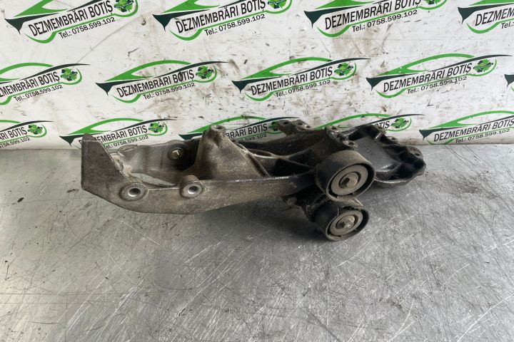 Suport alternator 8200169566 Dacia Logan prima generatie