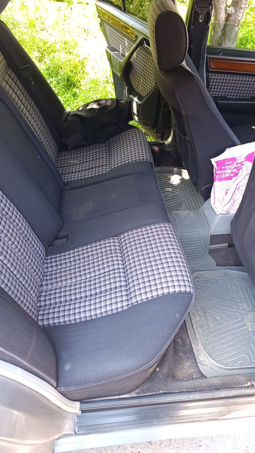 Mersedes Benz w124 230E