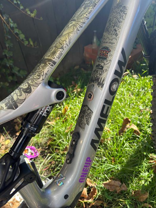 Amflow PL Carbon Dji mullet Axs cu upgrade-uri si extra