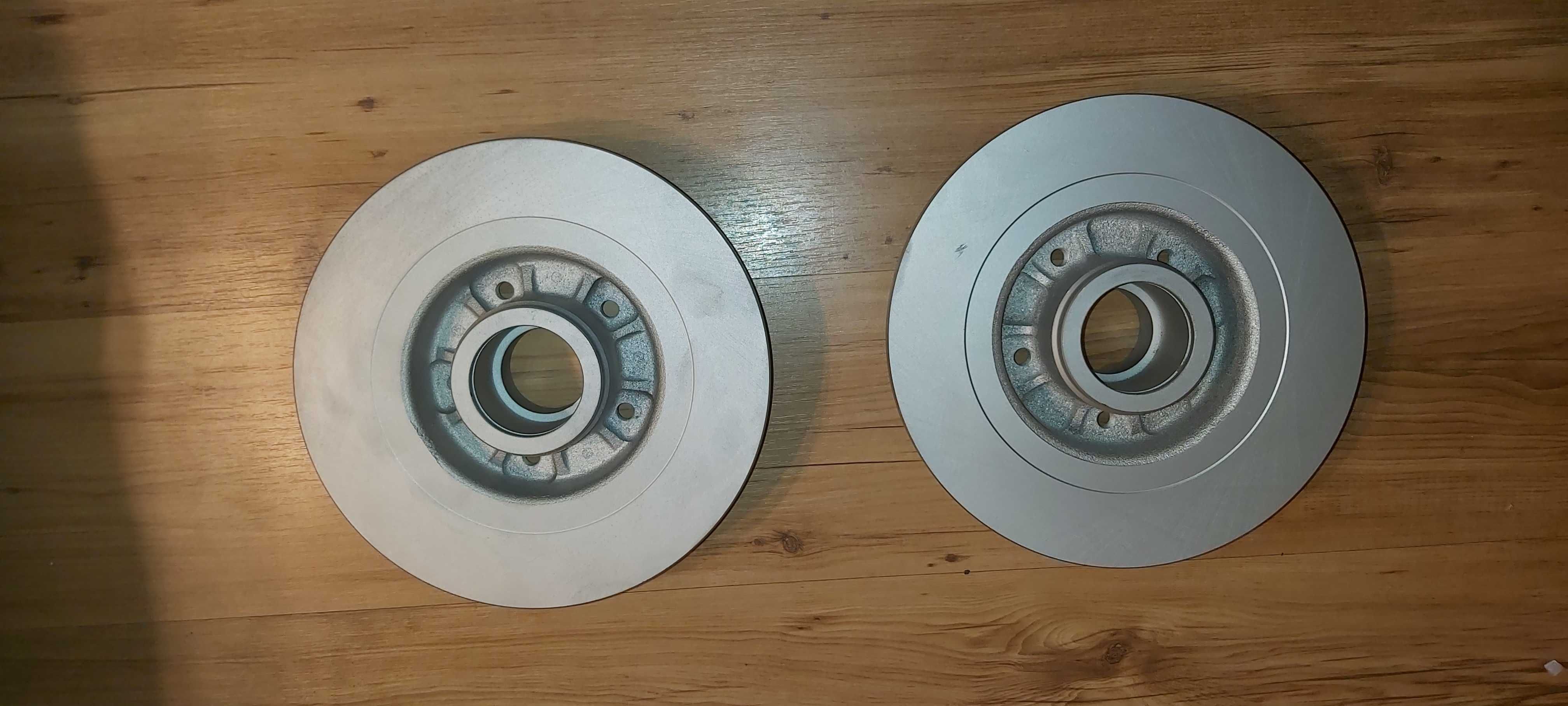 Неизползвани Спирачни дискове 2 броя чисто нови
