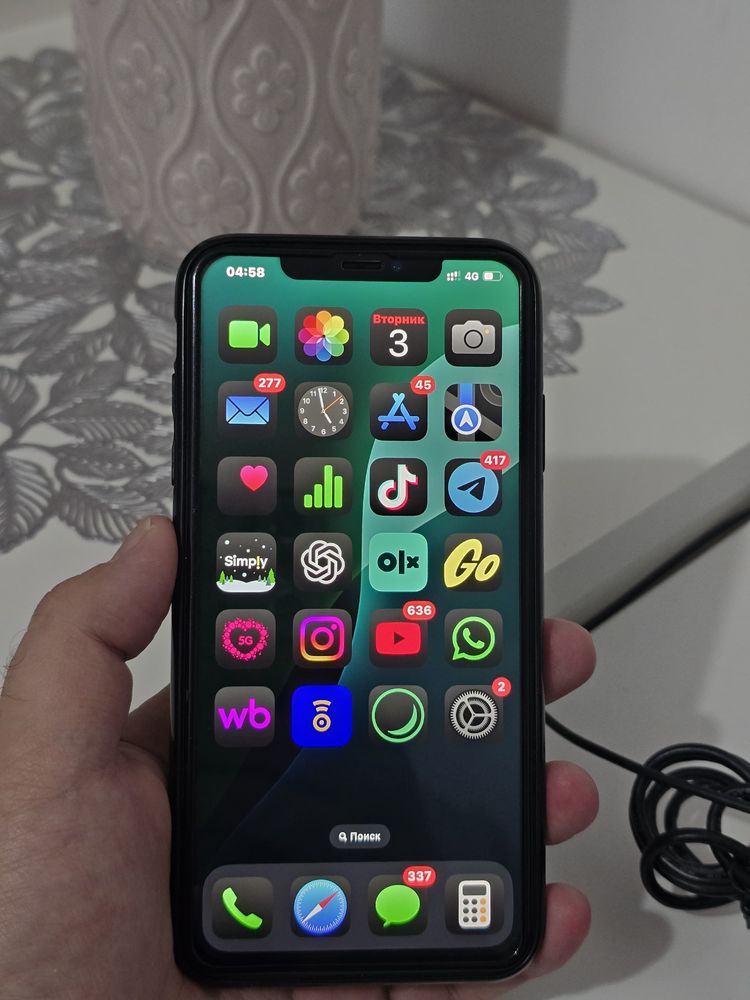 Iphone xs max 512 gb.