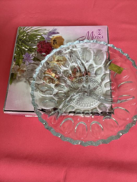 Продается менажница - ваза для сухофруктов или сладостей