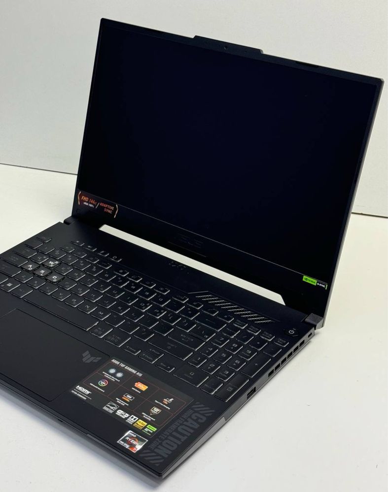 Asus Tuf Gaming Ryzen 7 - 7435HS. Nvidia RTX 4050 6GB. Kafolat 1 Yil
