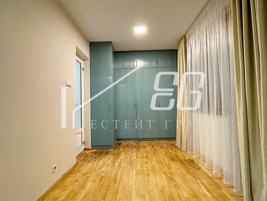 Многостаен в Варна-Идеален център площ 135 цена 900