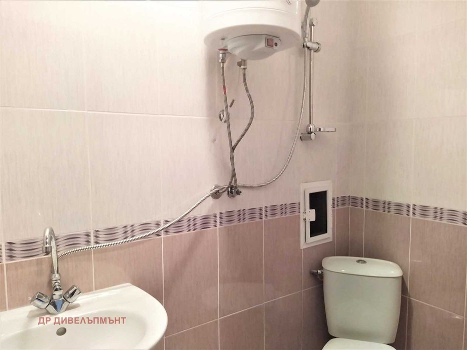 Дава се под наем Склад в Свети Влас - 19 кв.м за 76.5 € - Снимка #7