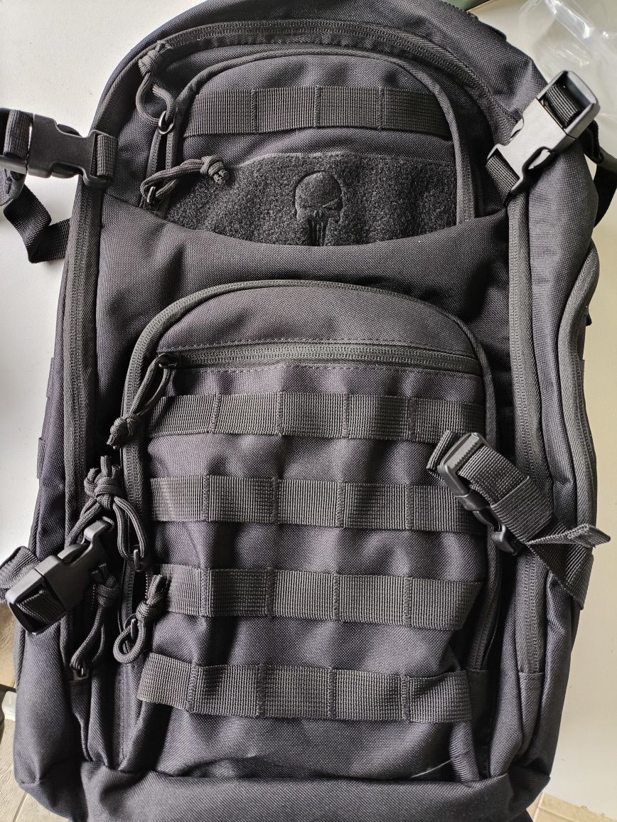 Rucsac tactic 50x30x20 aprox 30l