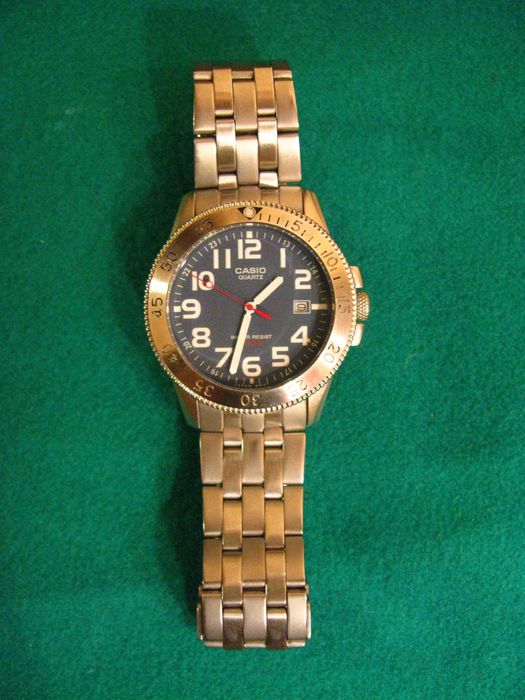 Часы Casio, водозащита 200М, Б/У