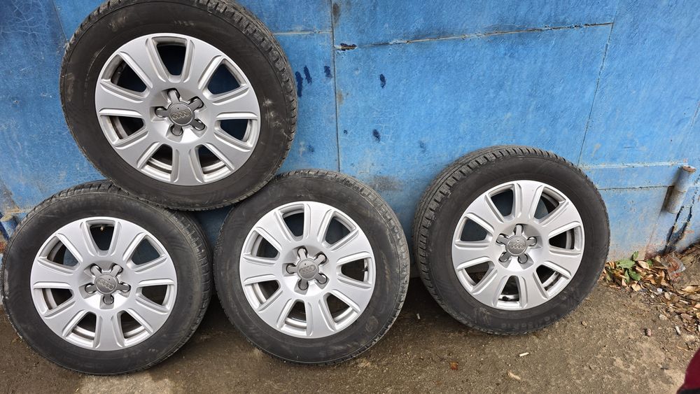 Продам комплект дисков с шинами летними в идеальном состоянии.