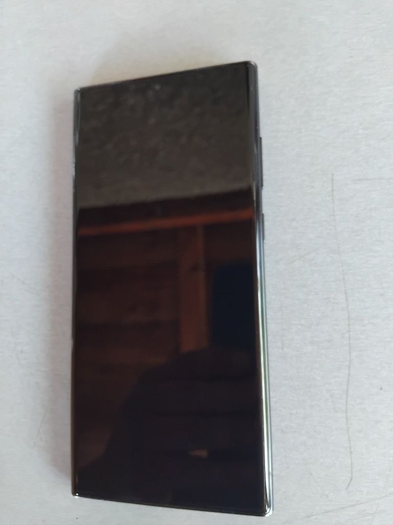 Samsung s22 Ultra Запазен