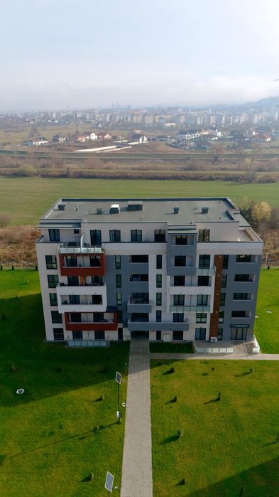 Apartament Maurer Residence cu 3 camere, 2 balcoane și loc de parcare