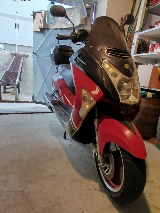 Scuter 49 cc, înmatriculat