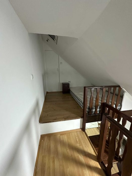 inchiriez apartament cu 1 camera -  anexa la casa tip studio