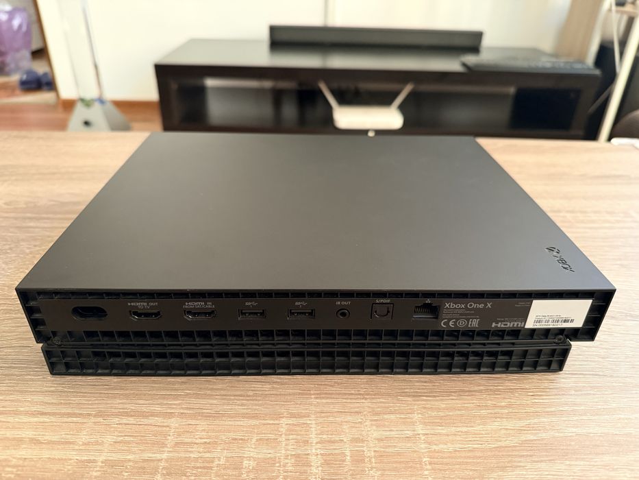 Xbox One X Model 1787 - DEFECT!