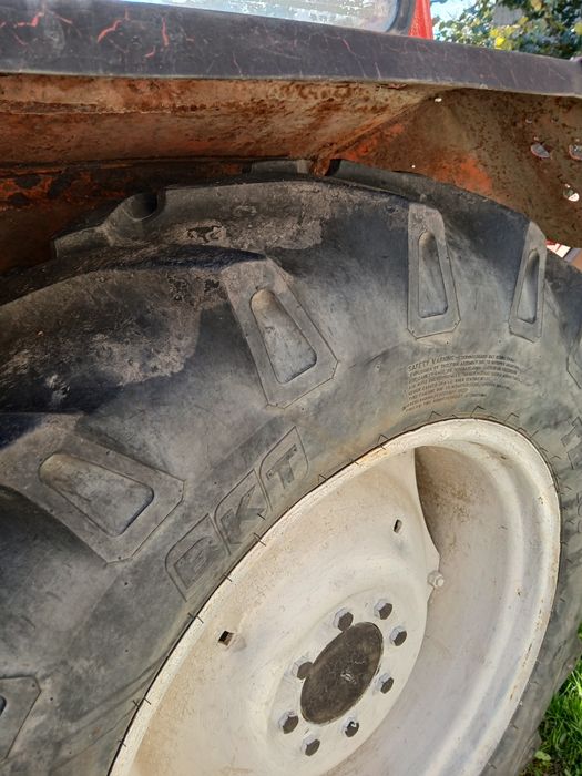 Tractor 445 de vanzare