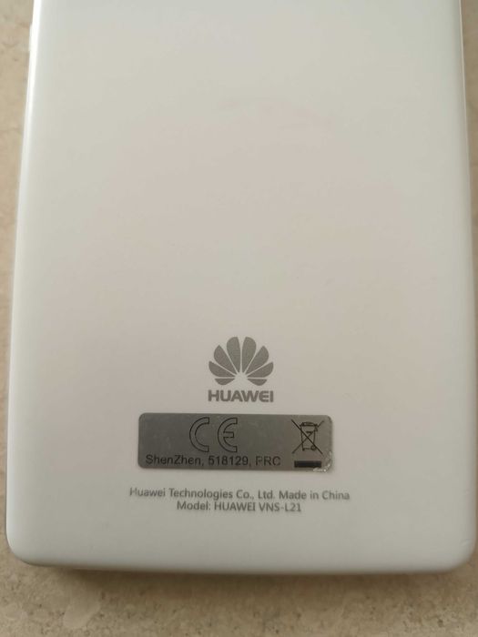 Продава Смартфон-HUAWEI P9 Lite-Бял