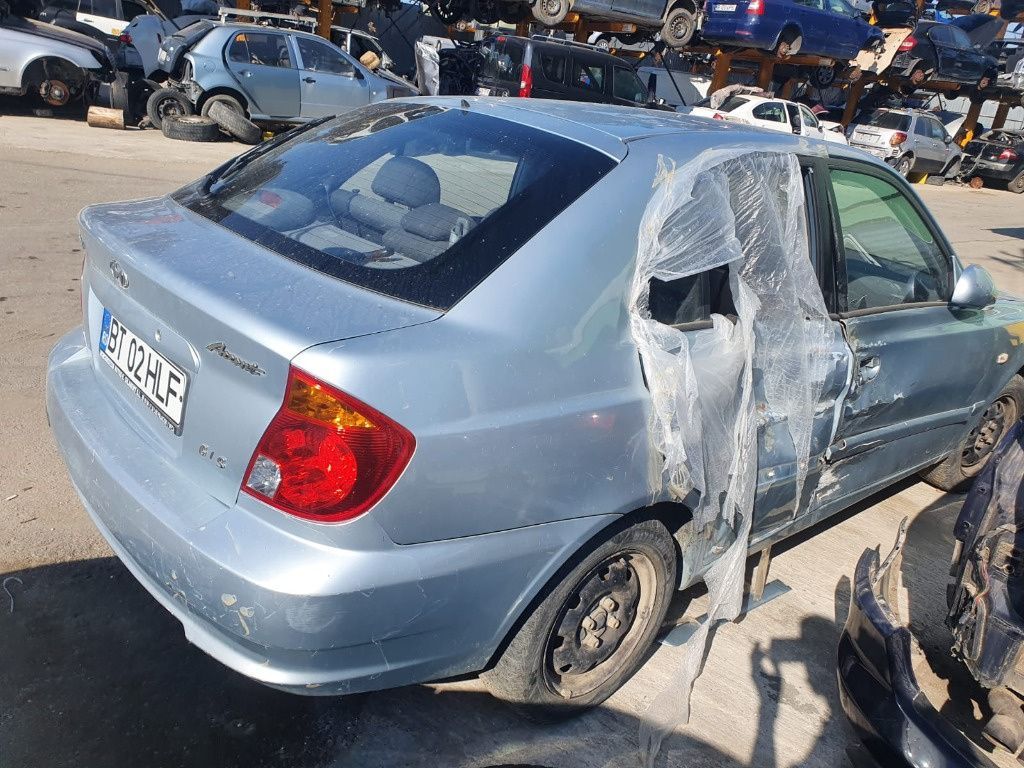 amortizor telescop stanga dreapta fata spate calaret etrier brat fuzeata Hyundai Accent 2 motor 1.3 benzina G4EA dezmembrez