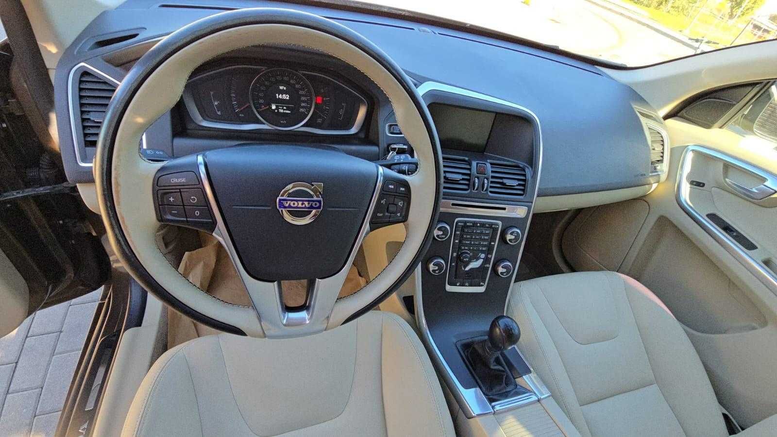 Volvo XC60 D4, 2014 – Mașină Fiabilă, Ideală pentru Familie