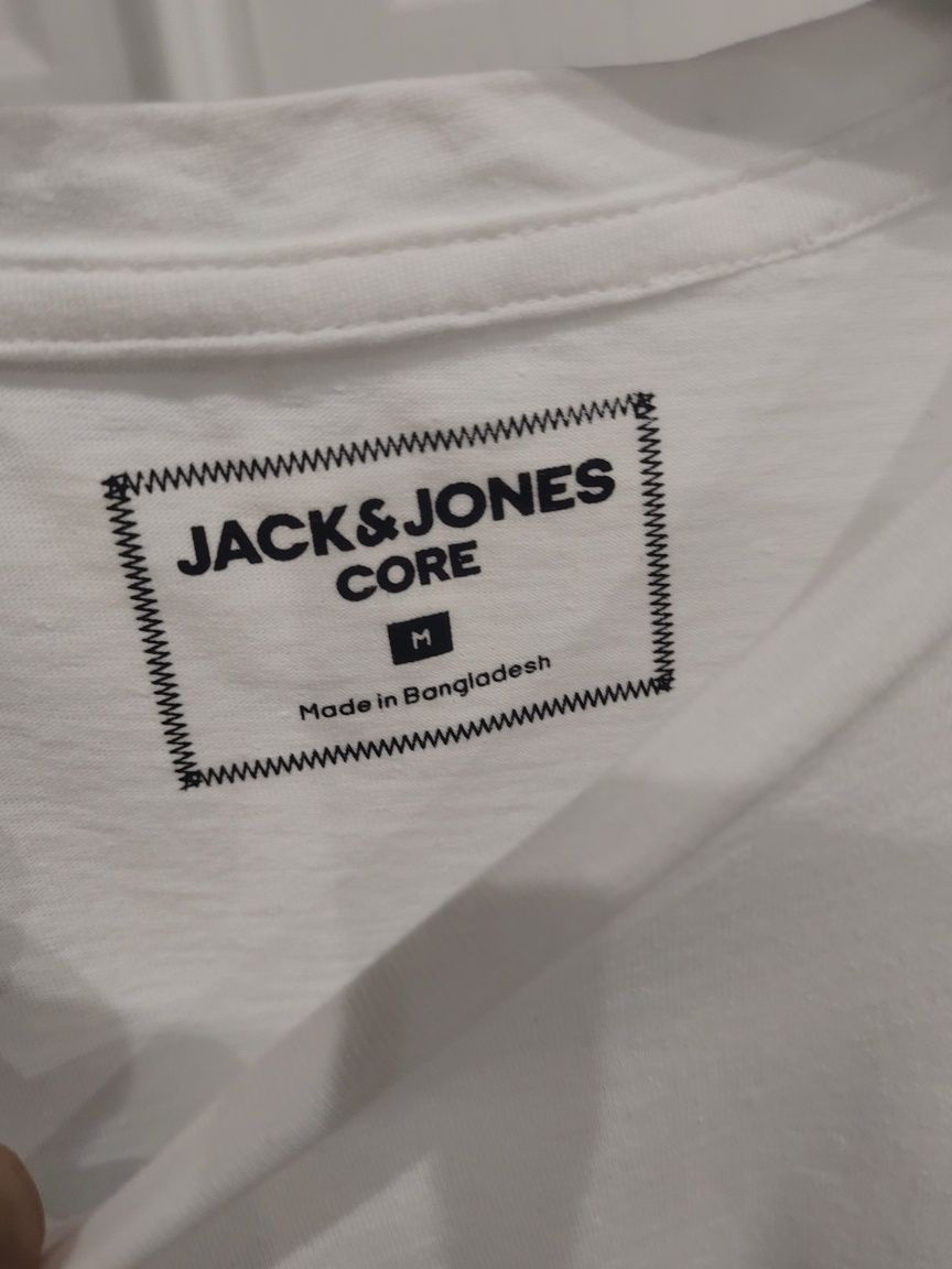 Футболка Jack & Jones белая 100% хлопок, размер M