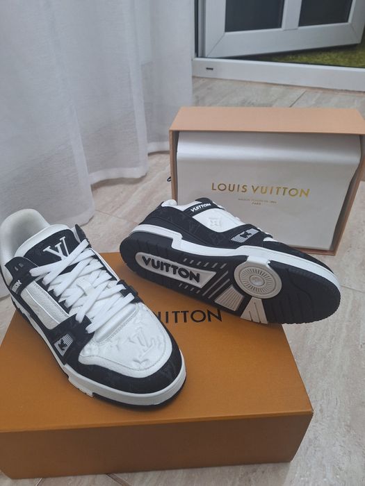 Louis Vuitton Trainers Black