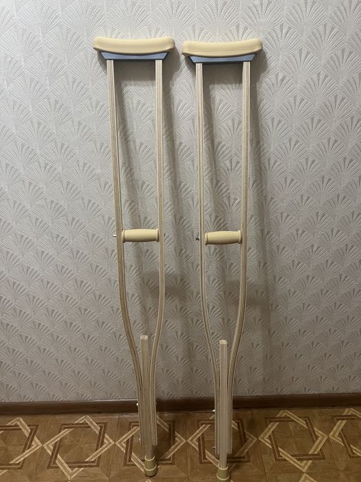 Продам костыли новые для взрослых