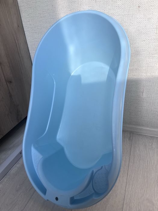 отдам детскую ванночку