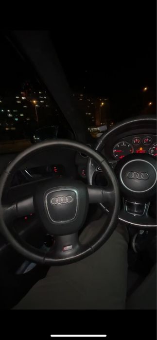 Продава се оригинале S-Line Audi A3 8P волан с airbag