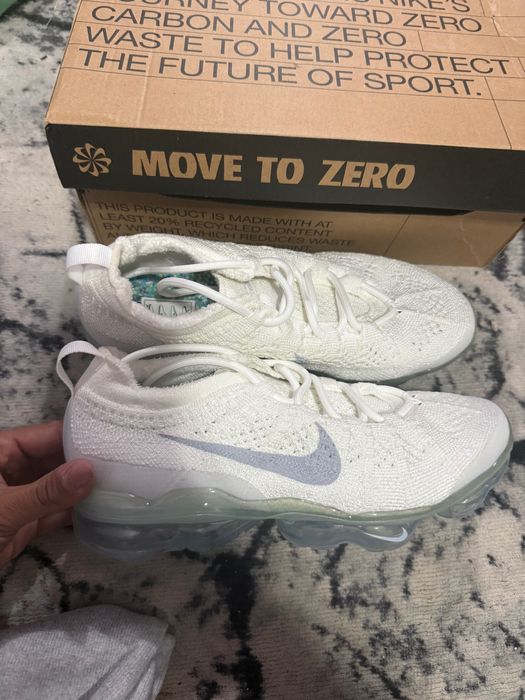 Нови маратонки Nike