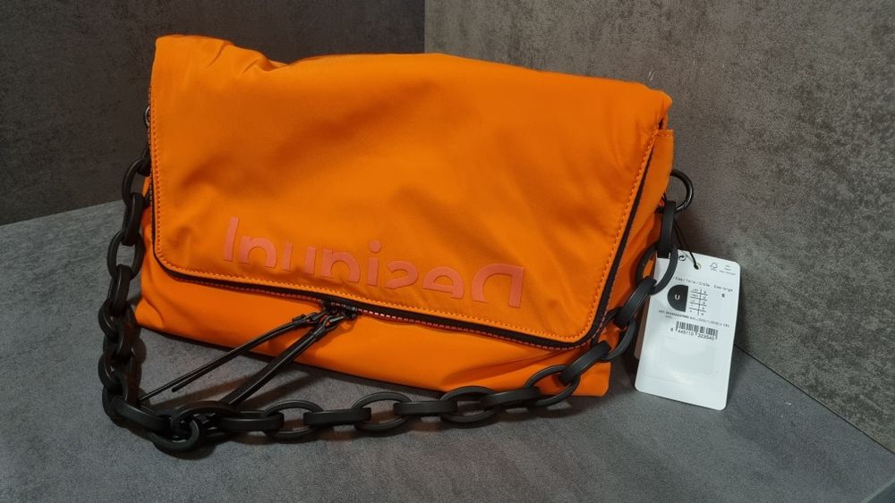 Нова чанта Desigual