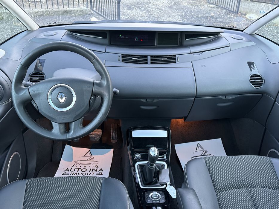 Posibilitate Rate Renault Grand Scenic 7 locuri Panoramic Garantie