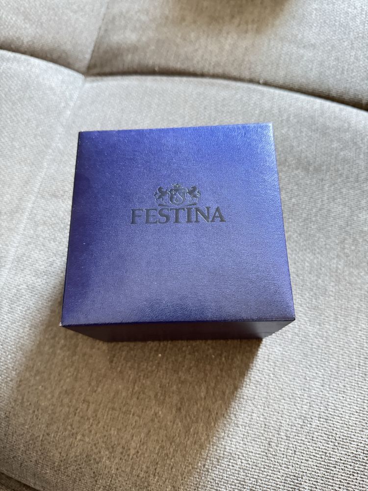 Часовник Festina F16680/4