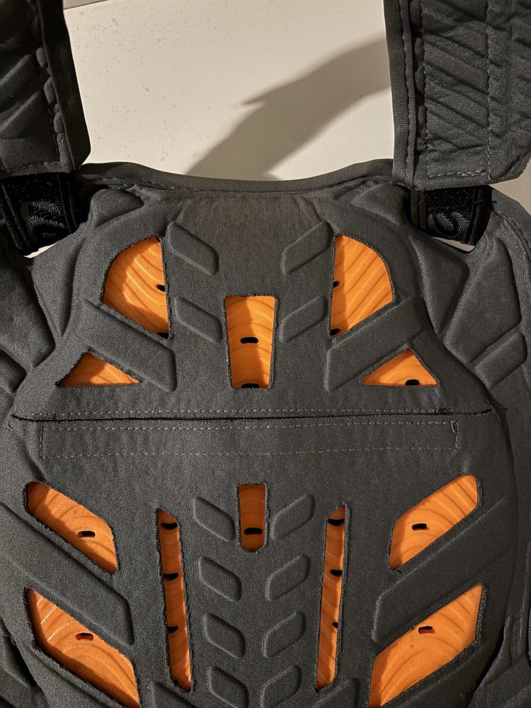 Troy lee designs rockfight d3o нагръдник XS/S