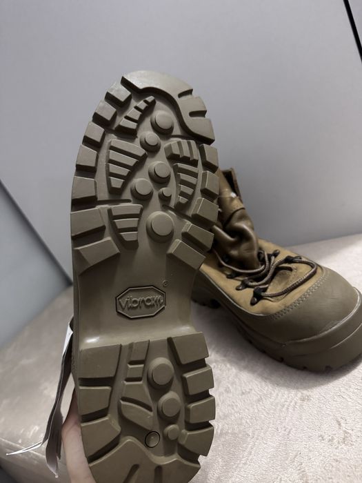 Bocanci militari Bates