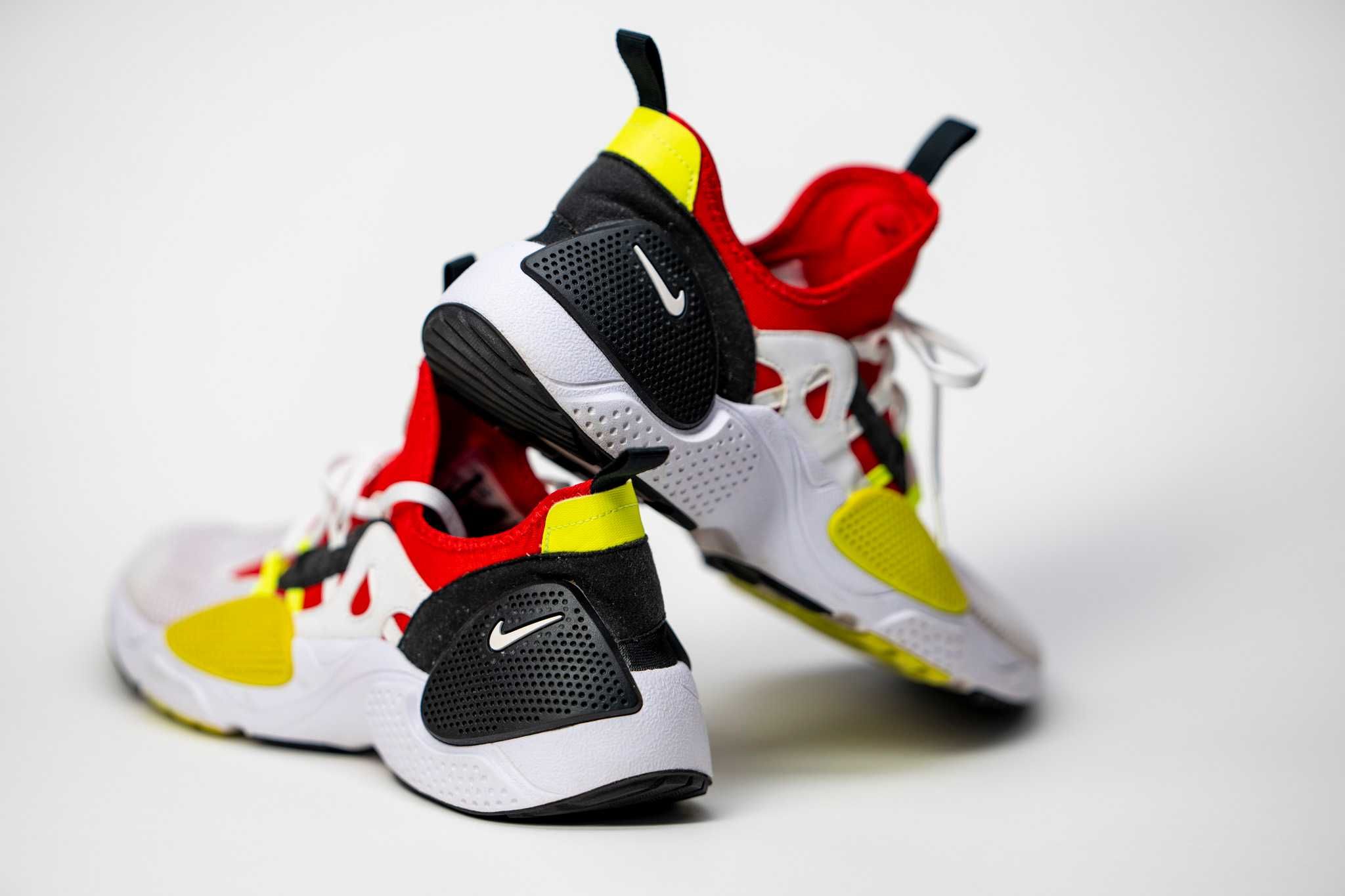 Маратонки Nike Huarache Edge цвят White University Red Volt 44.5 мъжки