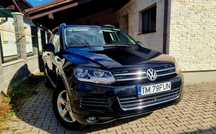 Volkswagen Touareg SUV de familie, ideala pt concedii vara și mai ales iarna, ținută in g