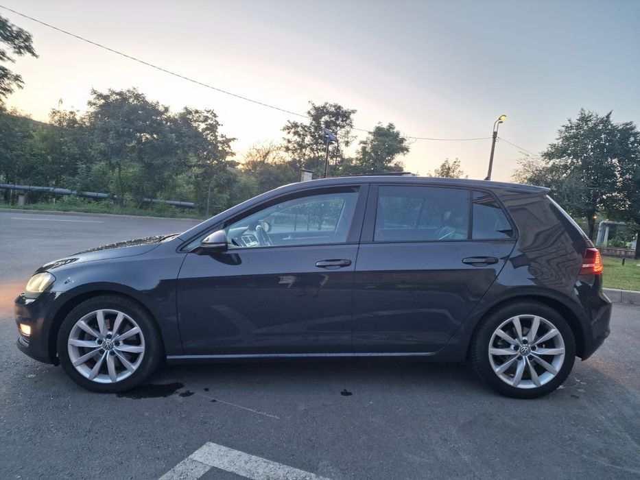 Mercedes/ Vw Golf 7  /An 2013/Benzina/ Full Led /Xenon / Automat / Var