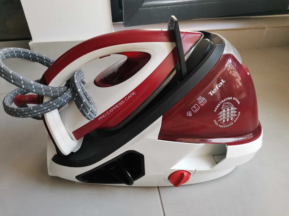 Stație de călcat  Tefal