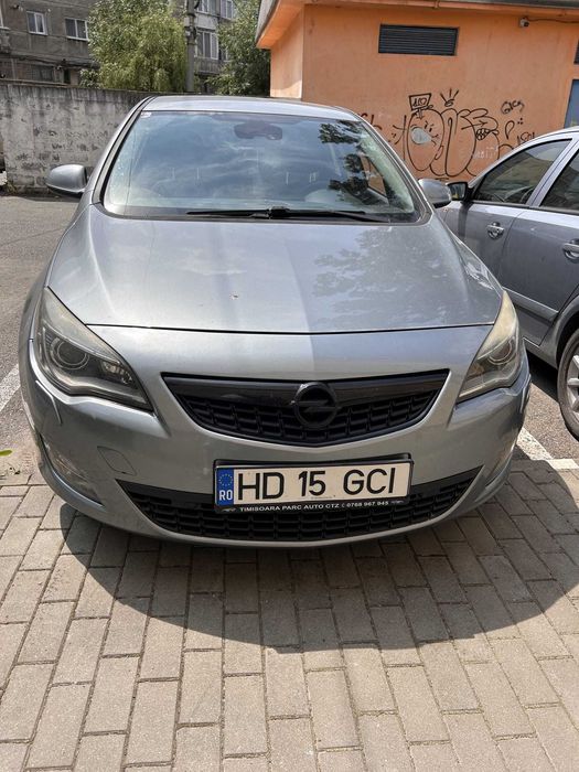 Opel Astra J 2010 Diesel