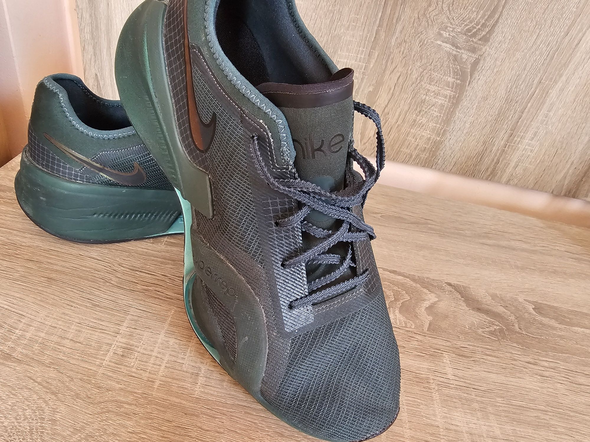 Оригинални маратонки Nike