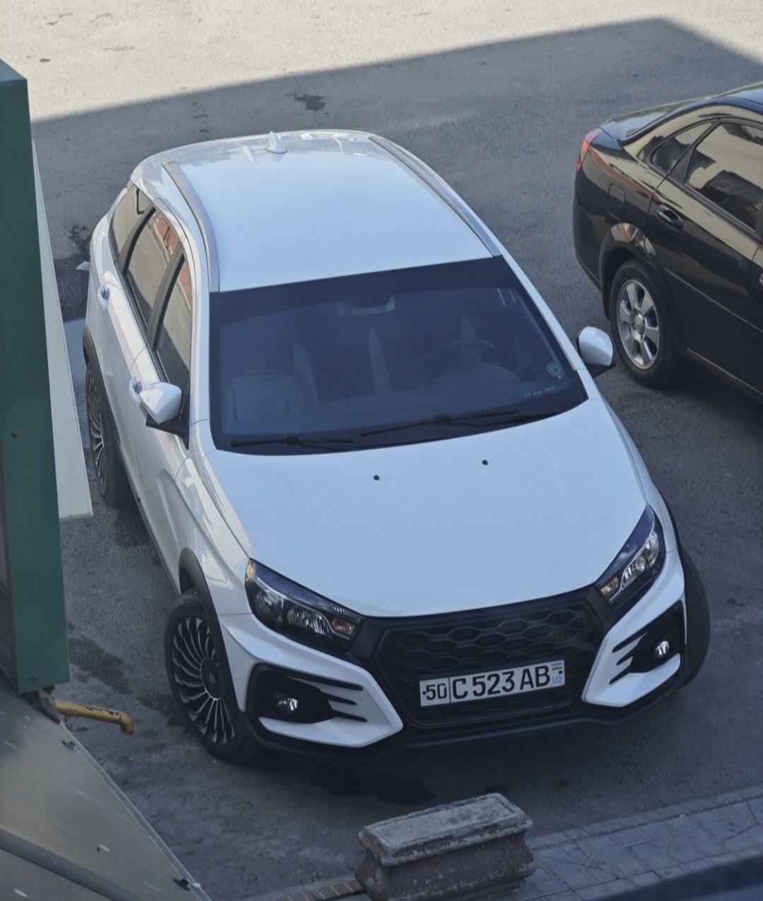 Lada vesta cross universal 1,6 Nissan motor