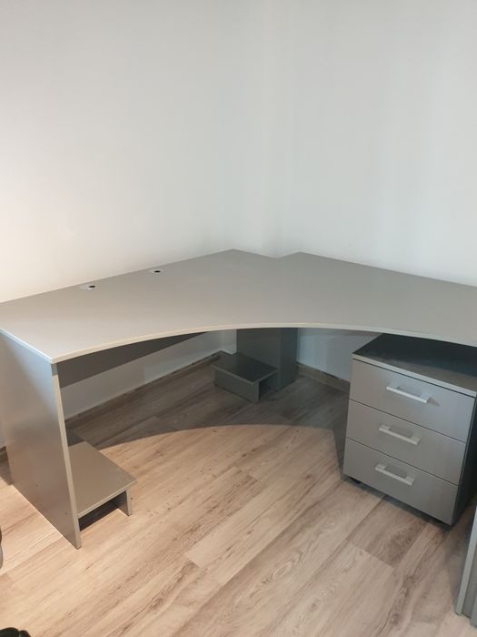 mobilier camera tineret