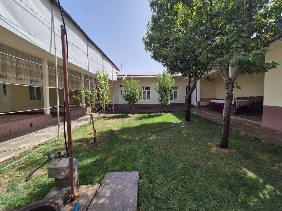 Fayzli xonadon sotiladi