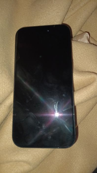 Ex iphone 16 vând doar cu bani trimiși pe curier