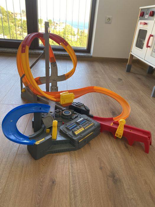 Писта Hot Wheels