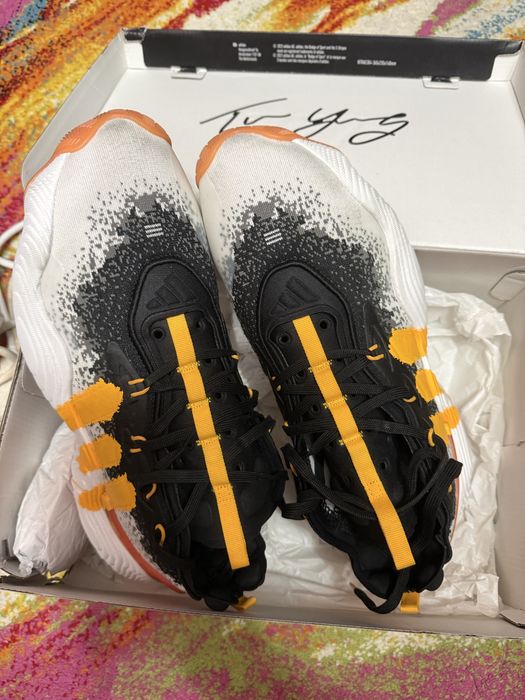 Баскетбольные кроссовки Adidas Trae young 3. Оригинал