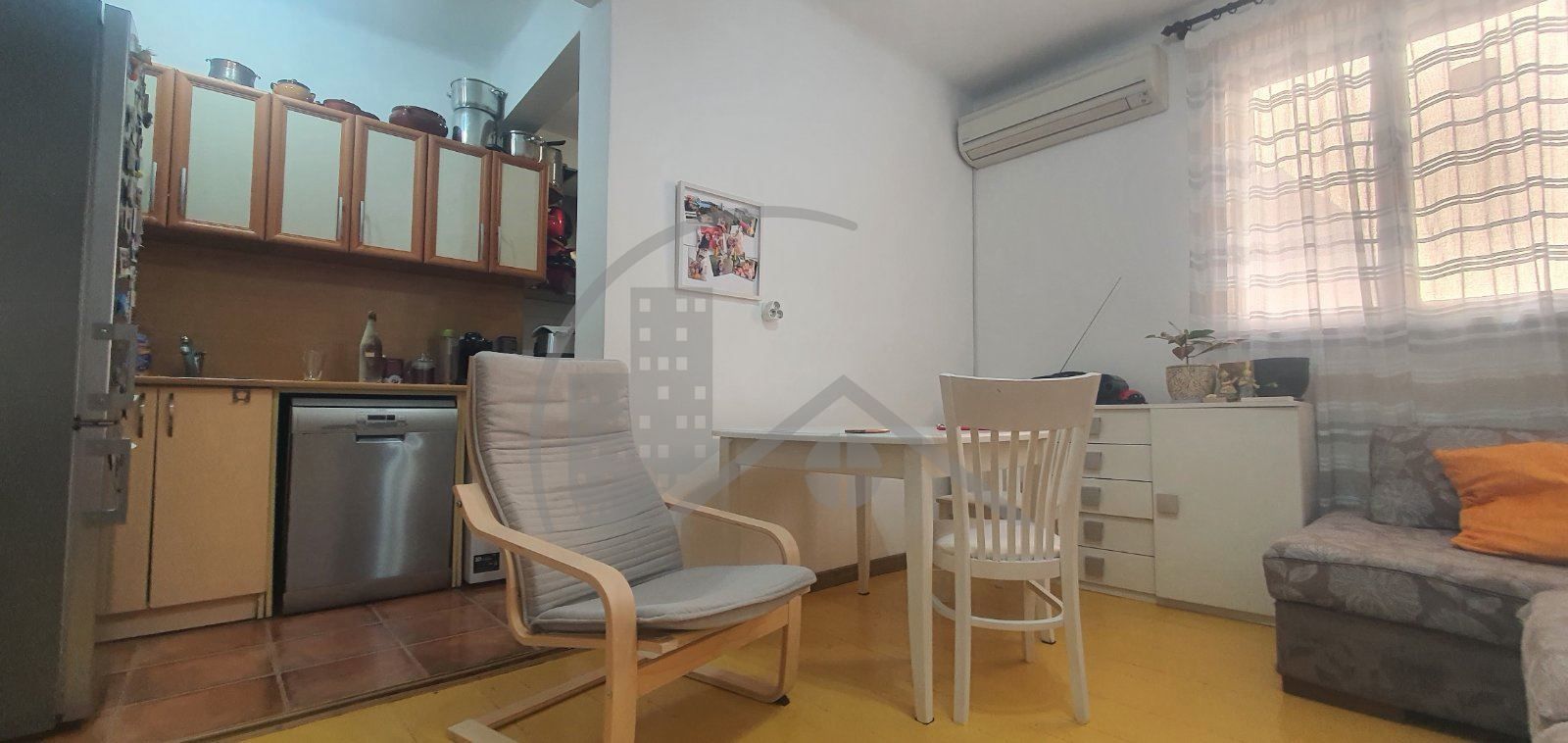 »Етаж от къща във Варна»Идеален център»площ 80»цена 242000»