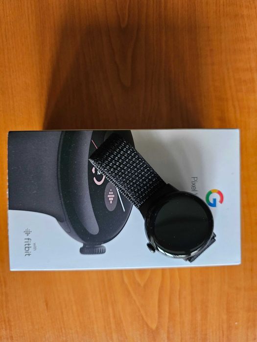 Продавам Google Pixel Watch 2 в перфектно състояние
